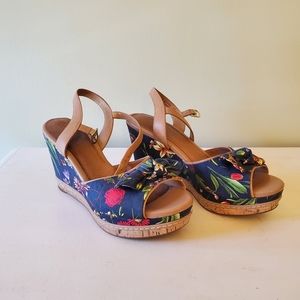 Clark's peep toe floral wedge size